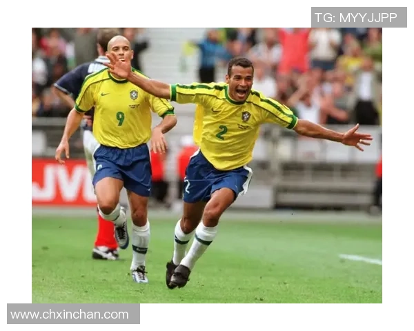 卡福传奇球星卡合集曝光 每一张都承载着无尽比赛记忆