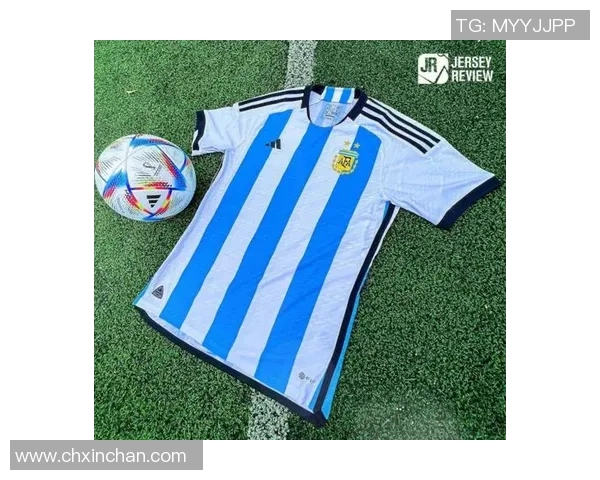 围绕足球球星款球衣打造潮流文化与球迷情感共鸣的新时尚趋势