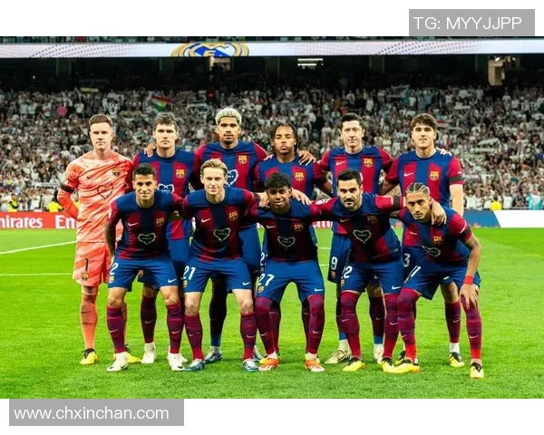 西班牙足球巨星风采全解析：从皇马巴萨到国家队的传奇历程