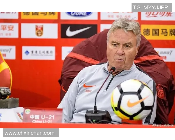 足球球星赛场爆粗事件引发热议 专家分析背后原因及影响